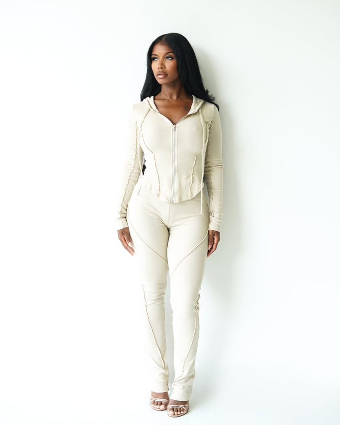 CREAM CONTOUR SET