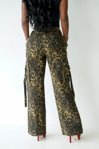 IN THE WILD CARGO JEANS